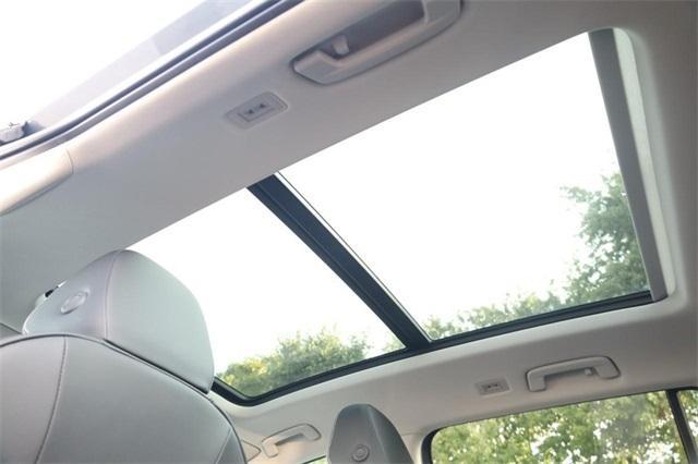 new 2025 Volkswagen Tiguan car, priced at $35,480