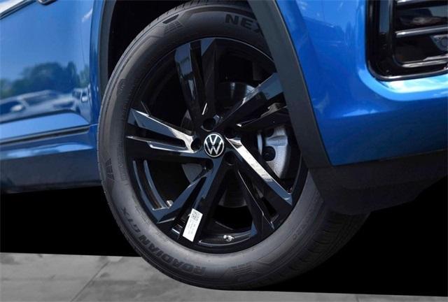 new 2025 Volkswagen Atlas Cross Sport car, priced at $49,230