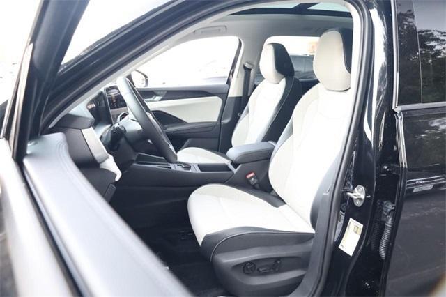 new 2025 Volkswagen Tiguan car, priced at $35,494