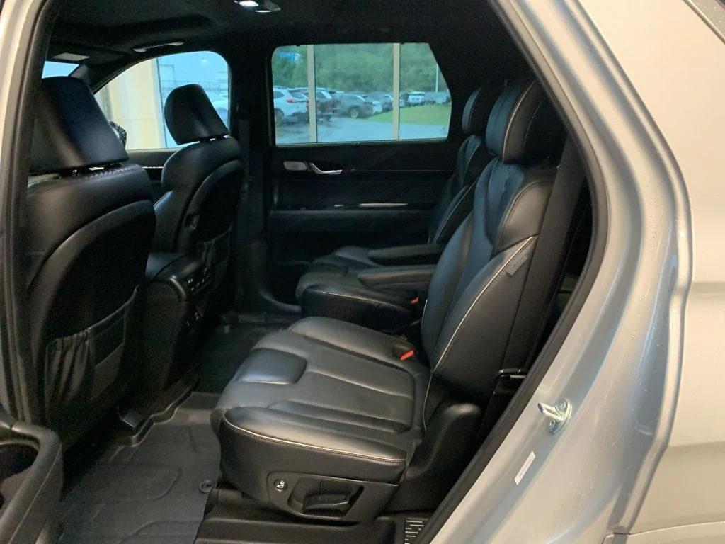 used 2024 Hyundai Palisade car, priced at $43,000