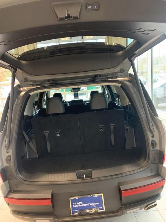 used 2024 Hyundai Santa Fe car, priced at $31,500