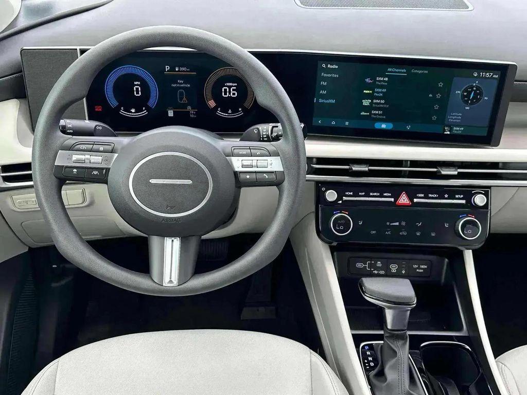 new 2025 Hyundai Tucson car, priced at $33,499