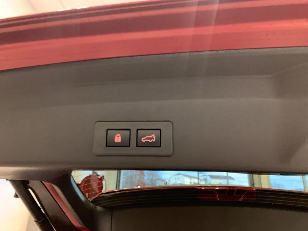 used 2022 Subaru Ascent car, priced at $26,500