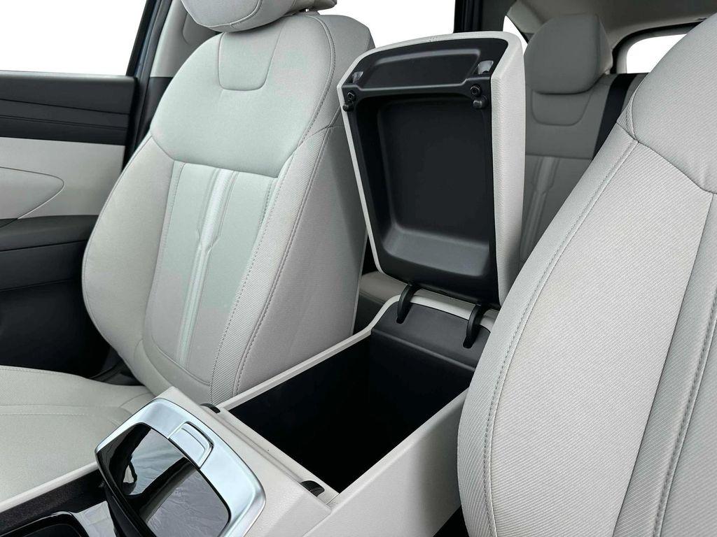 new 2025 Hyundai Tucson car, priced at $32,999