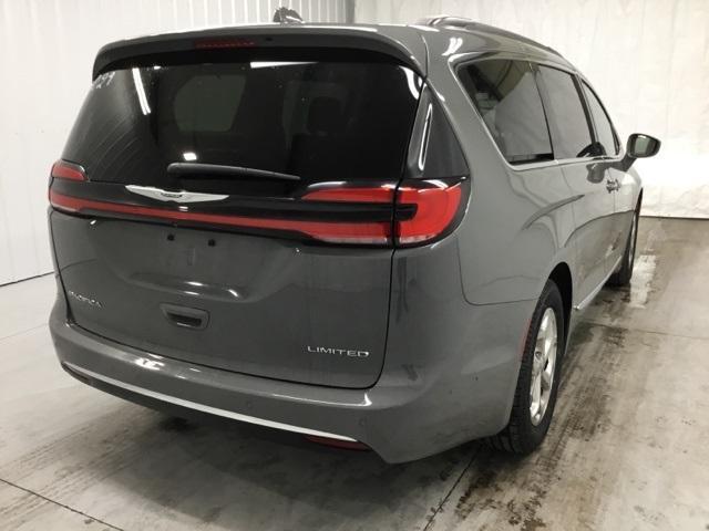 used 2022 Chrysler Pacifica car, priced at $25,000