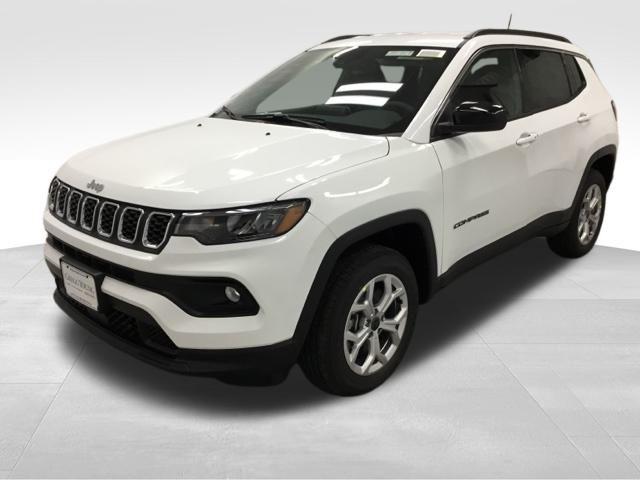 new 2025 Jeep Compass car, priced at $28,996