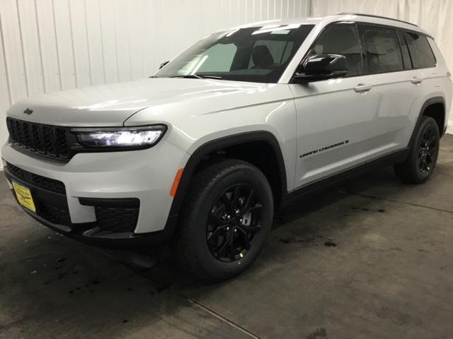 new 2024 Jeep Grand Cherokee L car, priced at $41,873