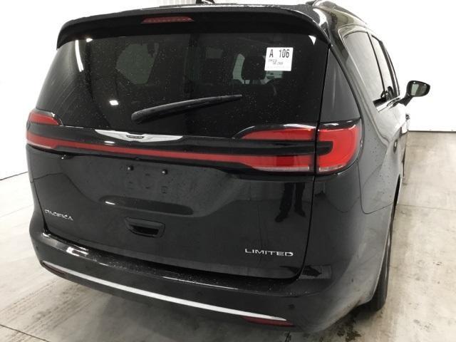 used 2023 Chrysler Pacifica car, priced at $31,800