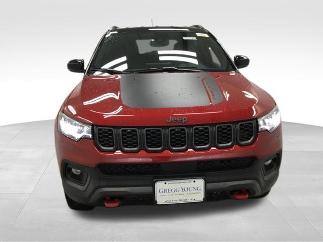 new 2025 Jeep Compass car, priced at $34,660