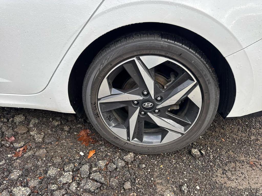 used 2023 Hyundai ELANTRA HEV car