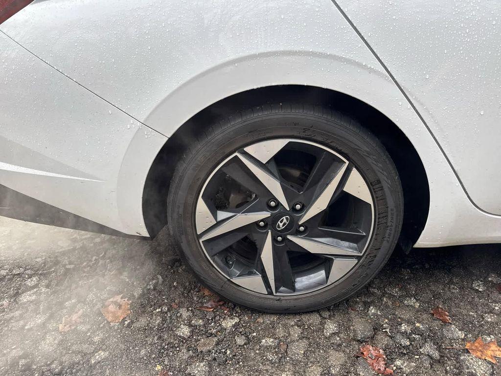 used 2023 Hyundai ELANTRA HEV car