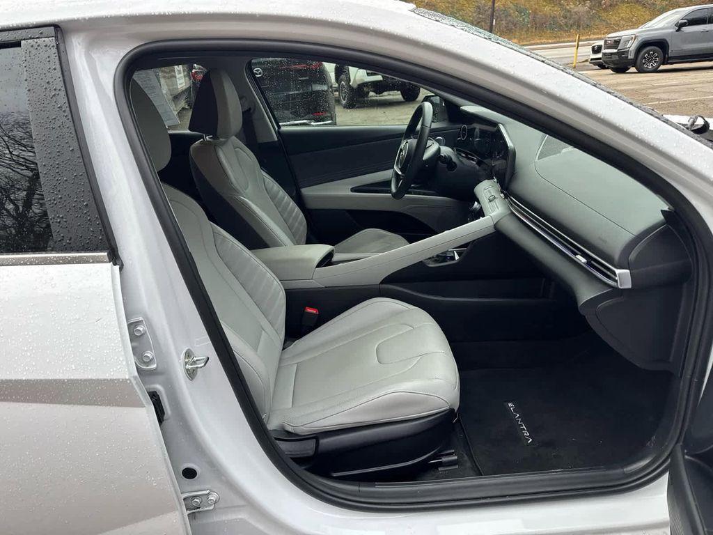 used 2023 Hyundai ELANTRA HEV car