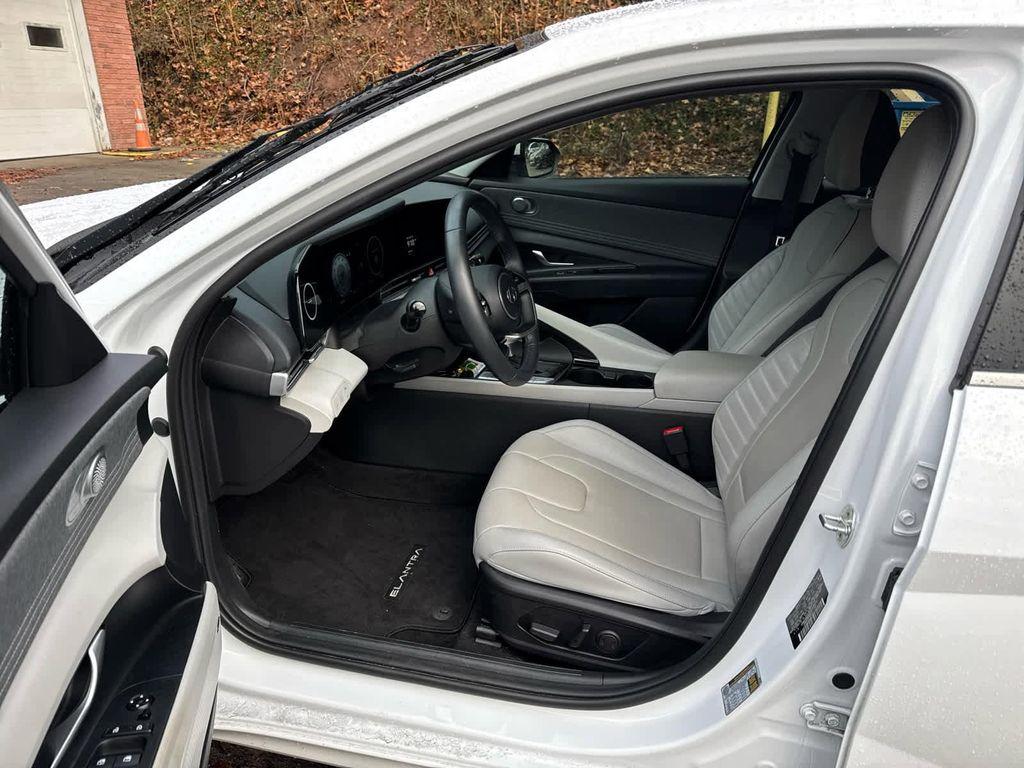 used 2023 Hyundai ELANTRA HEV car
