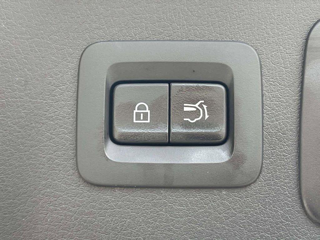 used 2025 Mazda CX-90 car, priced at $37,499