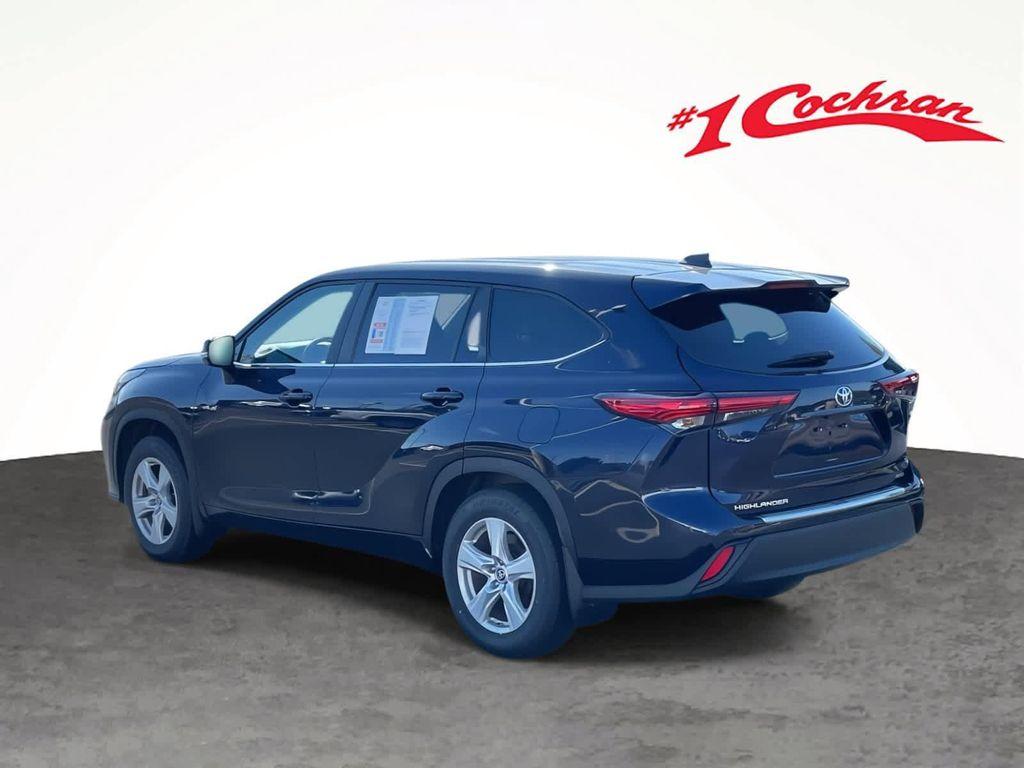 used 2023 Toyota Highlander car, priced at $37,999