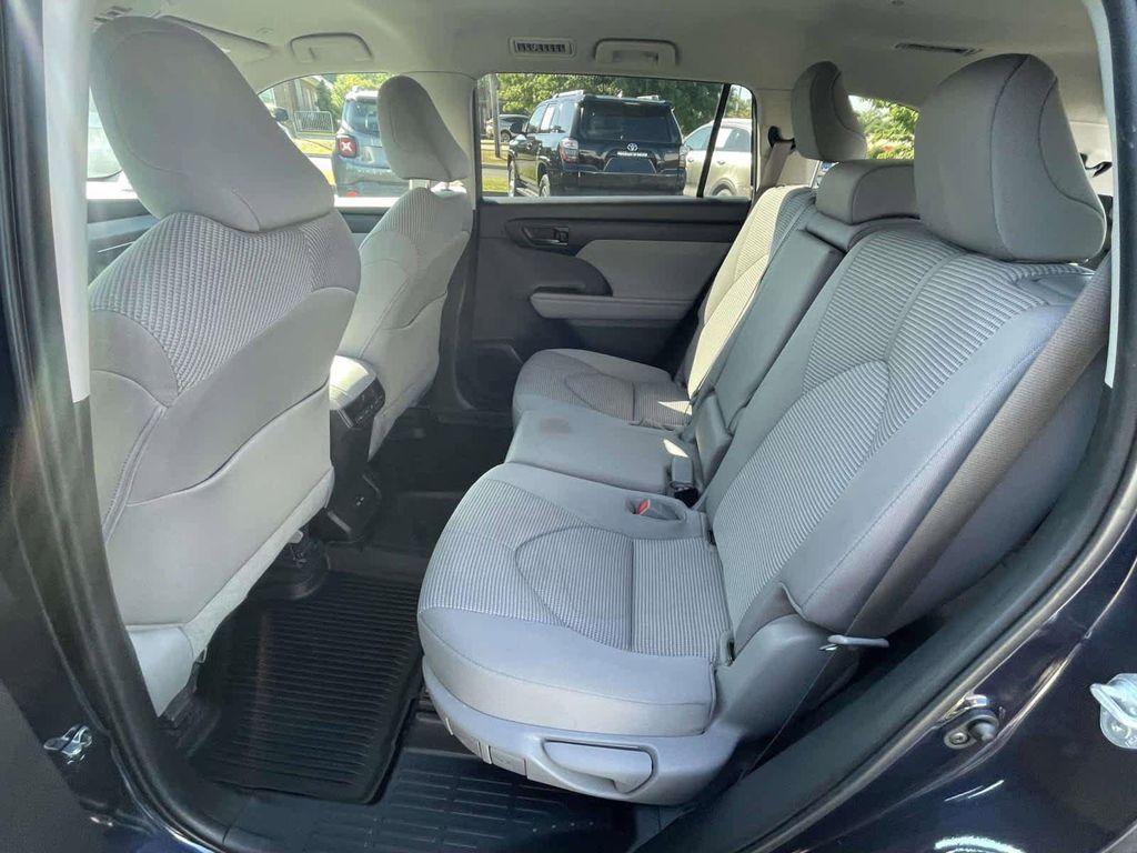 used 2023 Toyota Highlander car, priced at $37,999