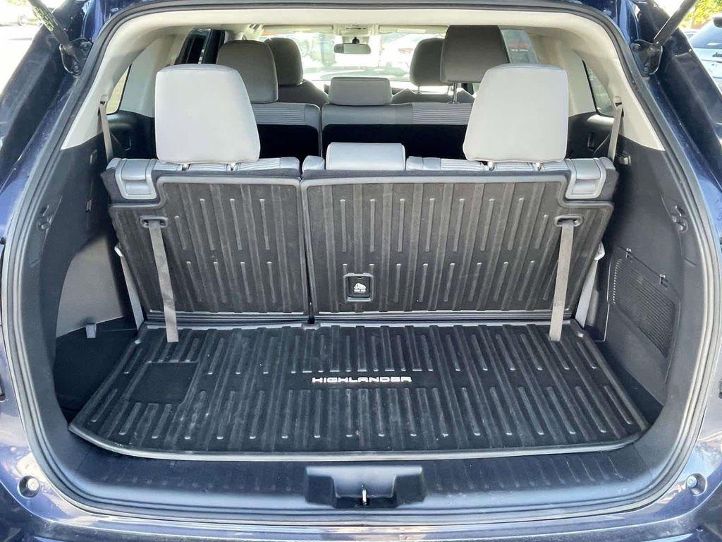 used 2023 Toyota Highlander car, priced at $37,999