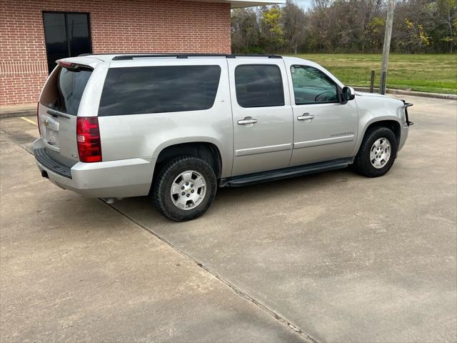 used 2008 Chevrolet Suburban car, priced at $8,995