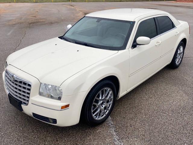 used 2007 Chrysler 300 car, priced at $5,995