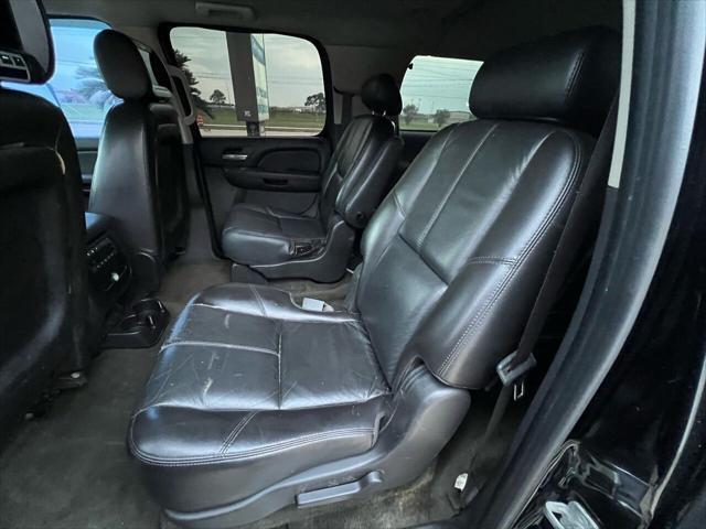 used 2007 Chevrolet Suburban car, priced at $10,500