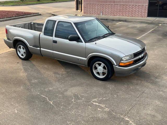 used 1999 Chevrolet S-10 car, priced at $6,595