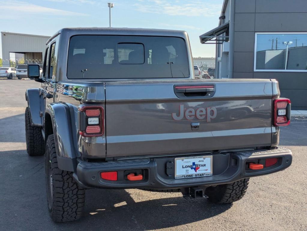 new 2025 Jeep Gladiator car, priced at $54,550