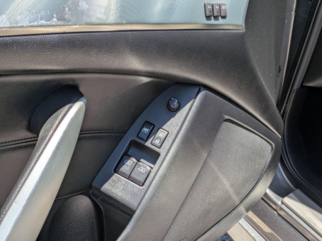 used 2014 INFINITI Q60 car, priced at $15,995
