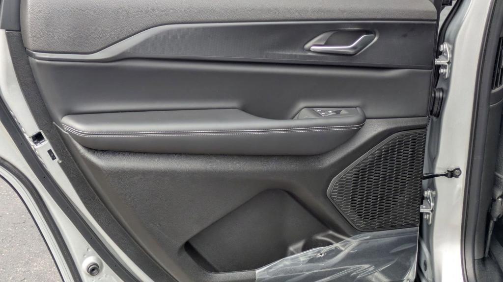 new 2025 Jeep Grand Cherokee L car, priced at $36,125