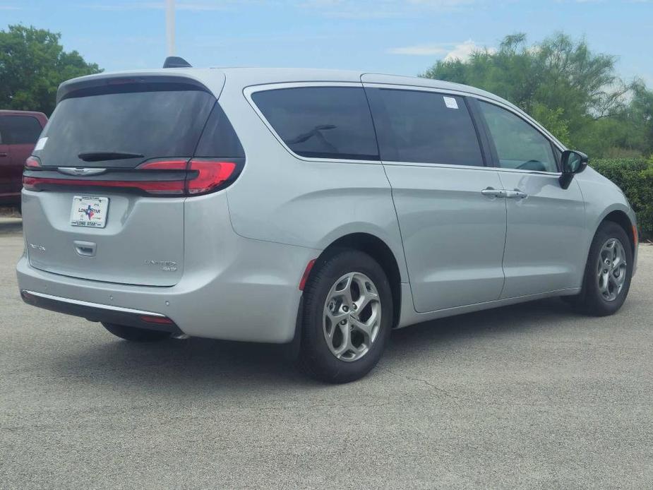 new 2024 Chrysler Pacifica car, priced at $54,435