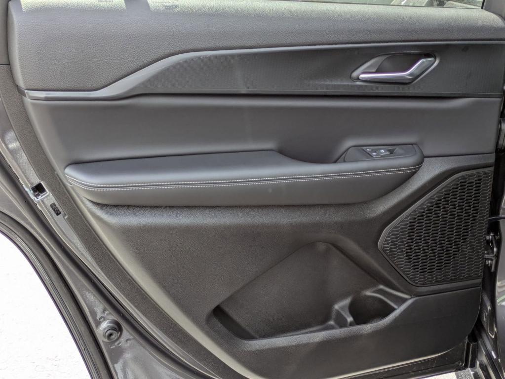 new 2025 Jeep Grand Cherokee L car, priced at $35,778