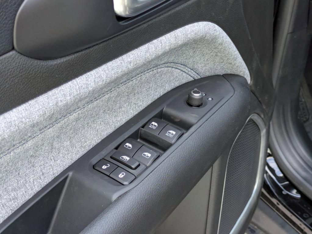 new 2025 Jeep Compass car, priced at $25,210