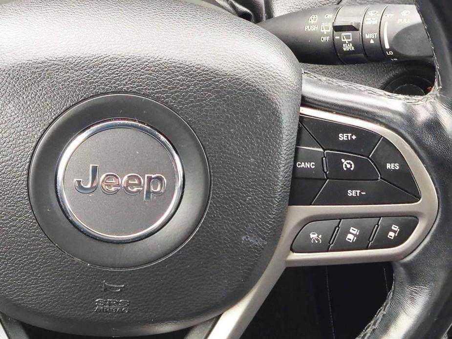 used 2021 Jeep Cherokee car, priced at $28,900