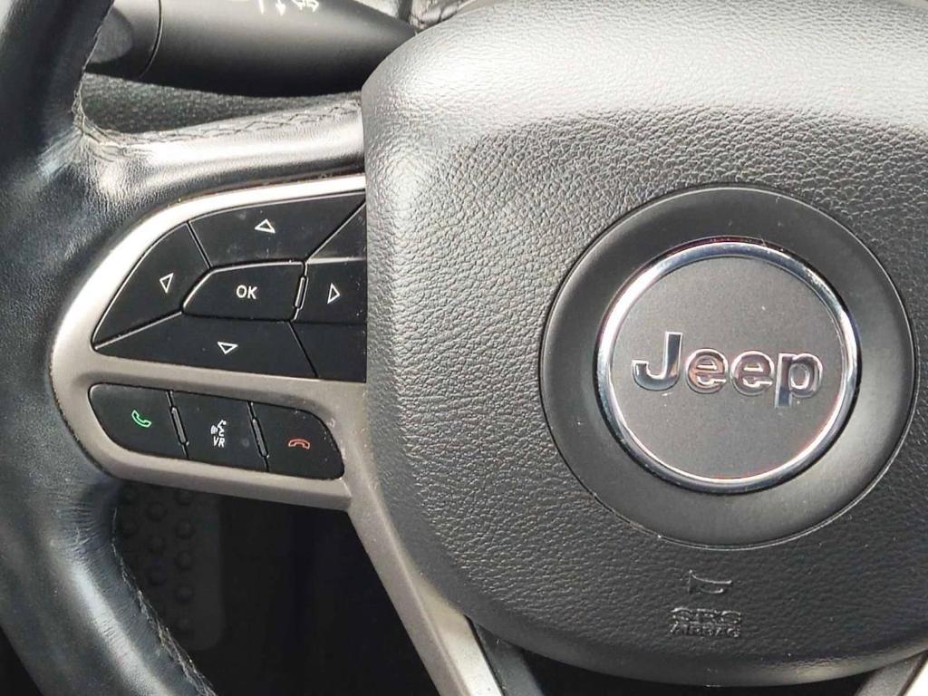 used 2021 Jeep Cherokee car, priced at $24,995