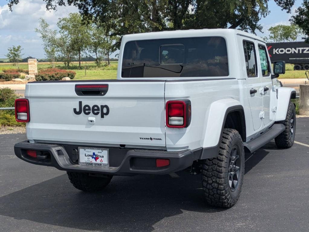 new 2025 Jeep Gladiator car, priced at $39,259