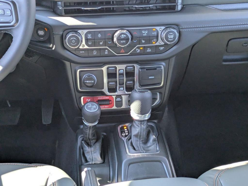 new 2025 Jeep Gladiator car, priced at $53,955