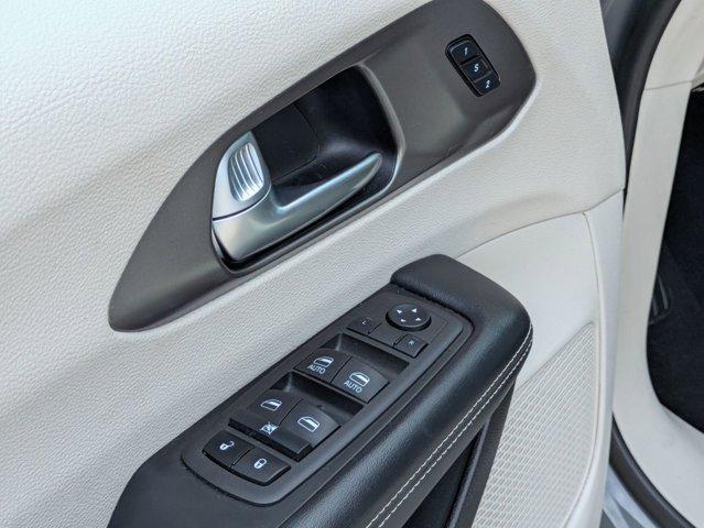 used 2022 Chrysler Pacifica car, priced at $28,985