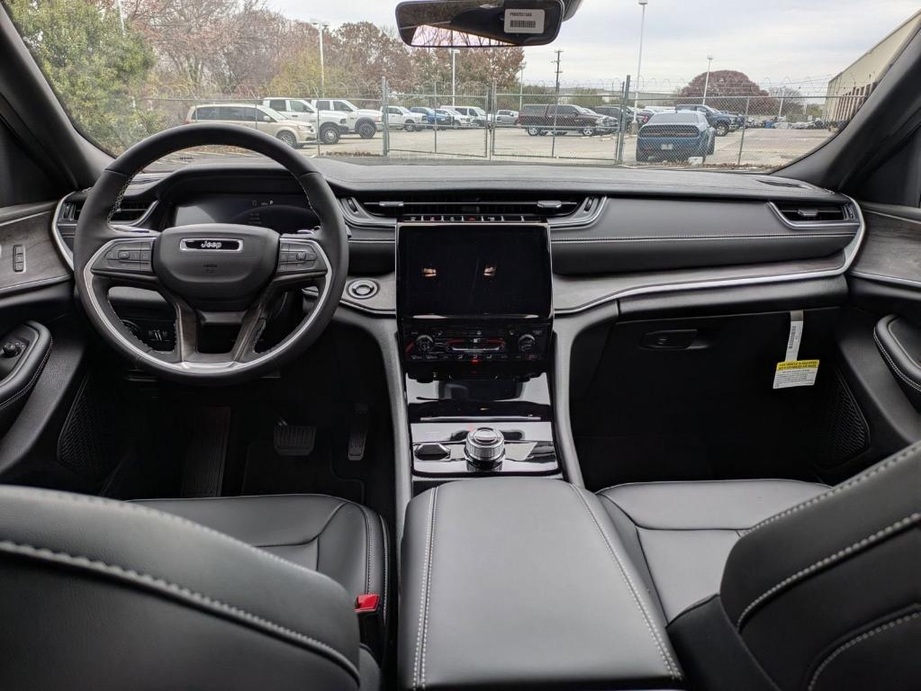 new 2025 Jeep Grand Cherokee L car, priced at $45,345