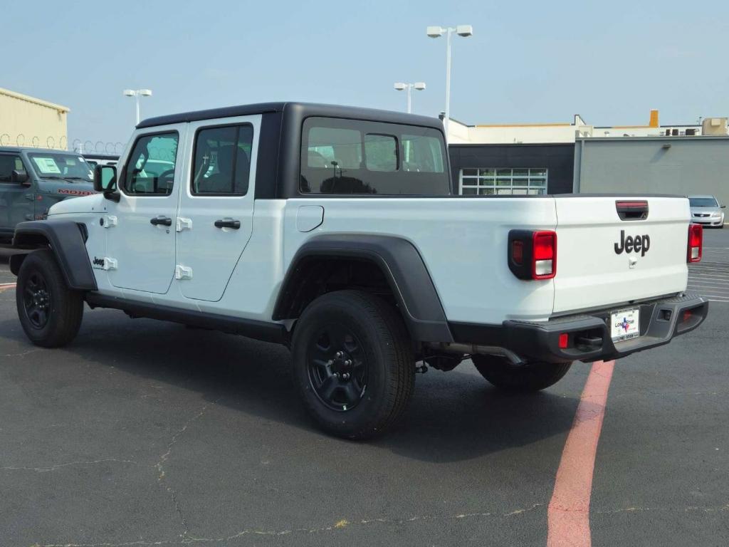 new 2024 Jeep Gladiator car, priced at $37,447