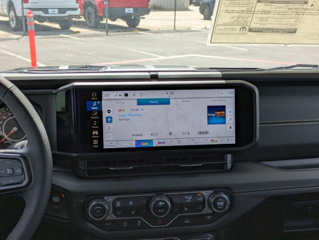 new 2025 Jeep Gladiator car, priced at $39,854