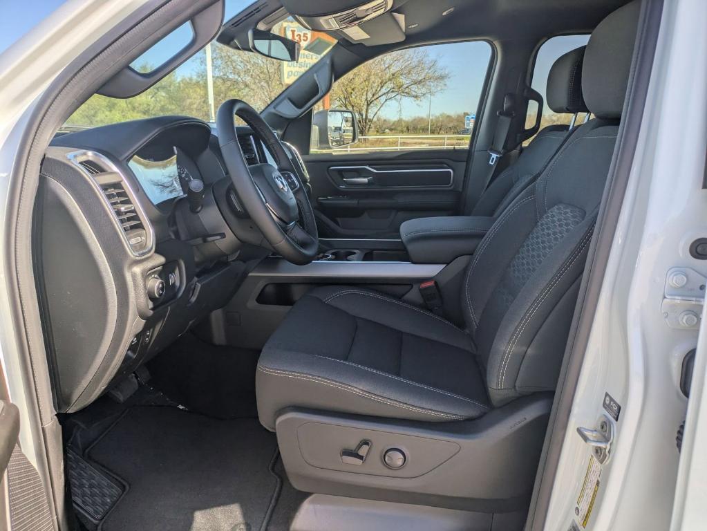 new 2025 Ram 1500 car, priced at $45,715