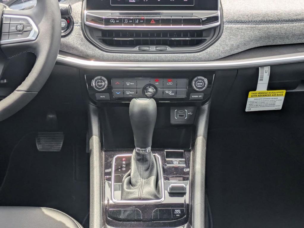 new 2025 Jeep Compass car, priced at $24,818