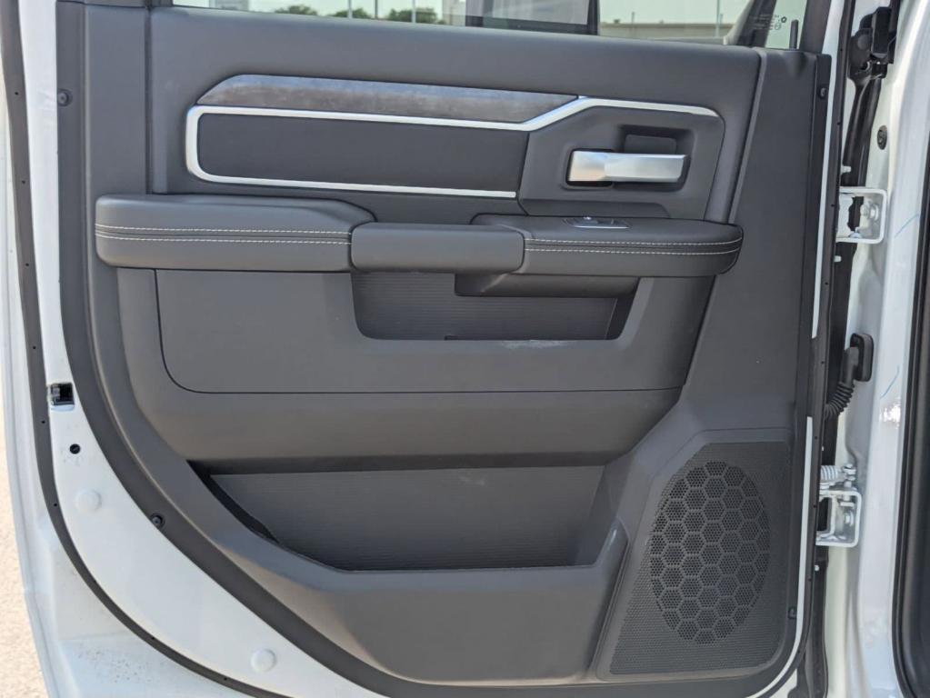 new 2024 Ram 2500 car, priced at $60,621