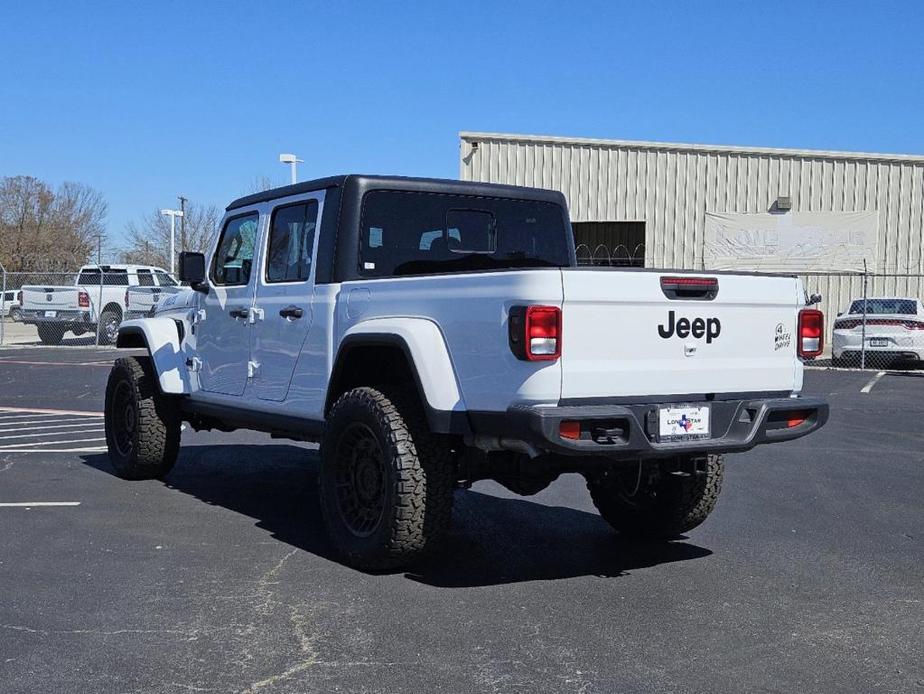 new 2023 Jeep Gladiator car