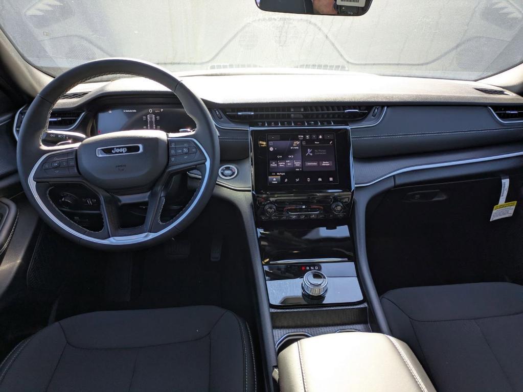 new 2025 Jeep Grand Cherokee car, priced at $34,030