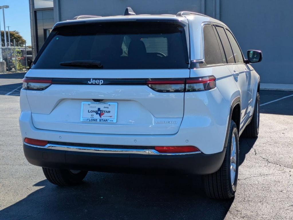 new 2025 Jeep Grand Cherokee car, priced at $33,030