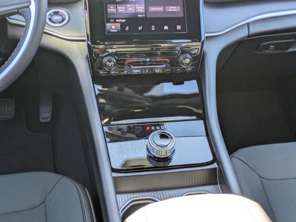 new 2025 Jeep Grand Cherokee car, priced at $34,030