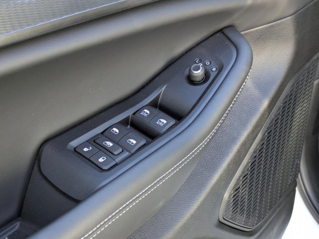 new 2025 Jeep Grand Cherokee car, priced at $34,030