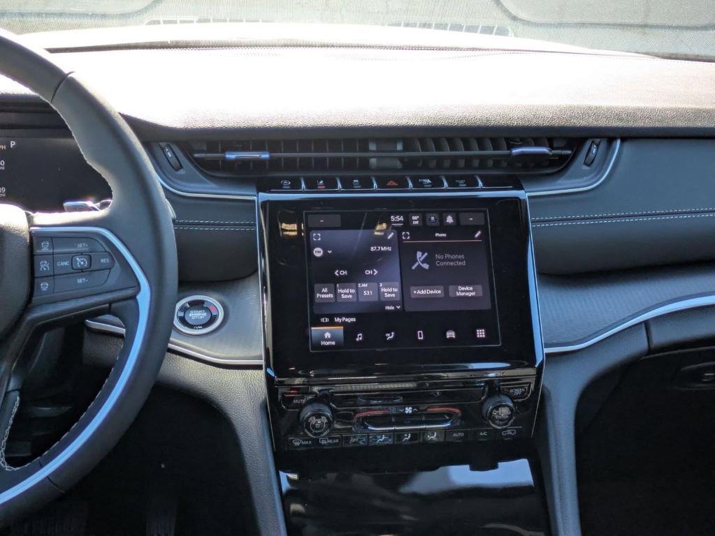 new 2025 Jeep Grand Cherokee car, priced at $34,030