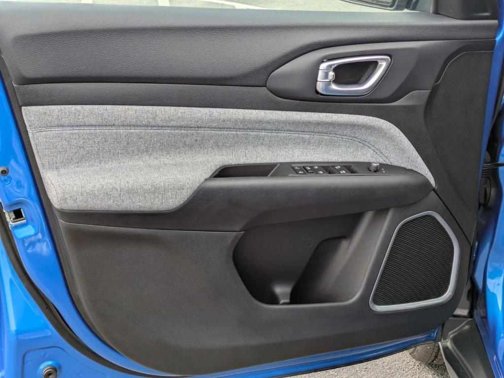 new 2025 Jeep Compass car, priced at $26,710