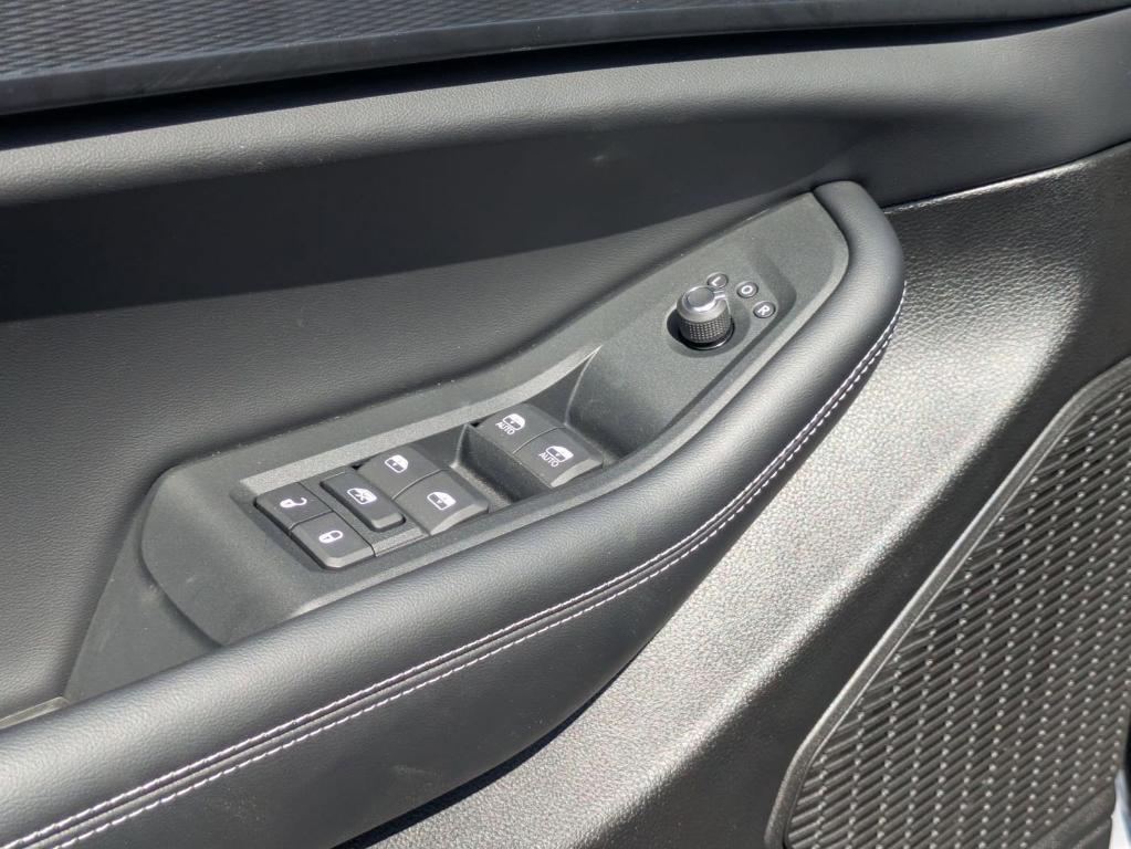 new 2025 Jeep Grand Cherokee L car, priced at $35,778